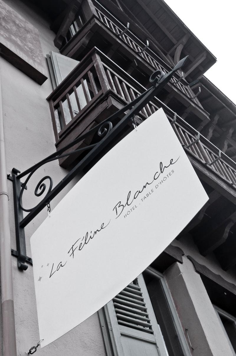 Chalet Hotel La Feline Blanche แซ็งต์-แฌร์เวส์-เลส์-แบ็งส์ ภายนอก รูปภาพ